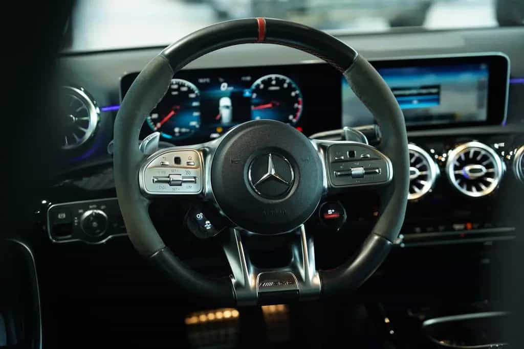 Mercedes-Benz A-Class 35 AMG 4M *2.HD *19 *Pano *Night *Track.P 05/2019-photo-48