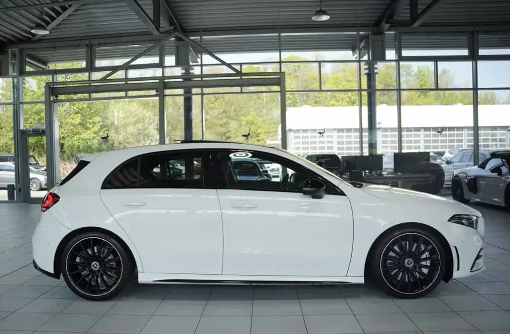 Mercedes-Benz A-Class 35 AMG 4M *2.HD *19 *Pano *Night *Track.P 05/2019-photo-6