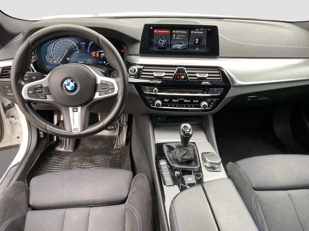 BMW 520 d Touring ///M-Sport 6-Gang NaviProf. HUD 02/2018-photo-10
