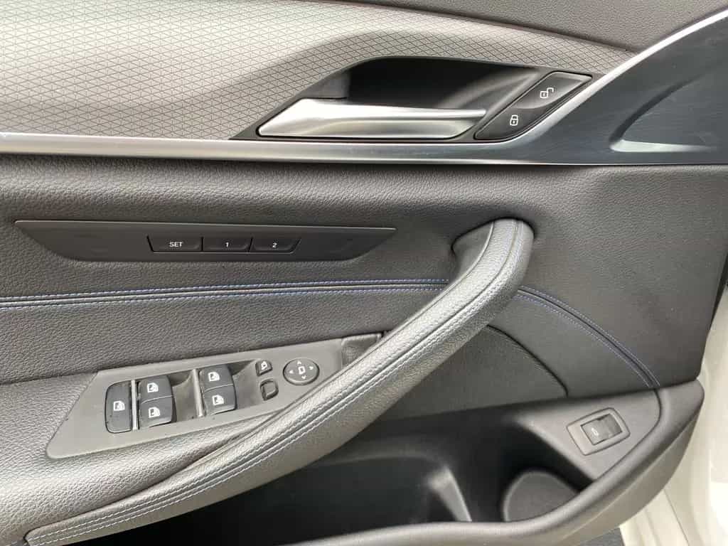 BMW 520 d Touring ///M-Sport 6-Gang NaviProf. HUD 02/2018-photo-16