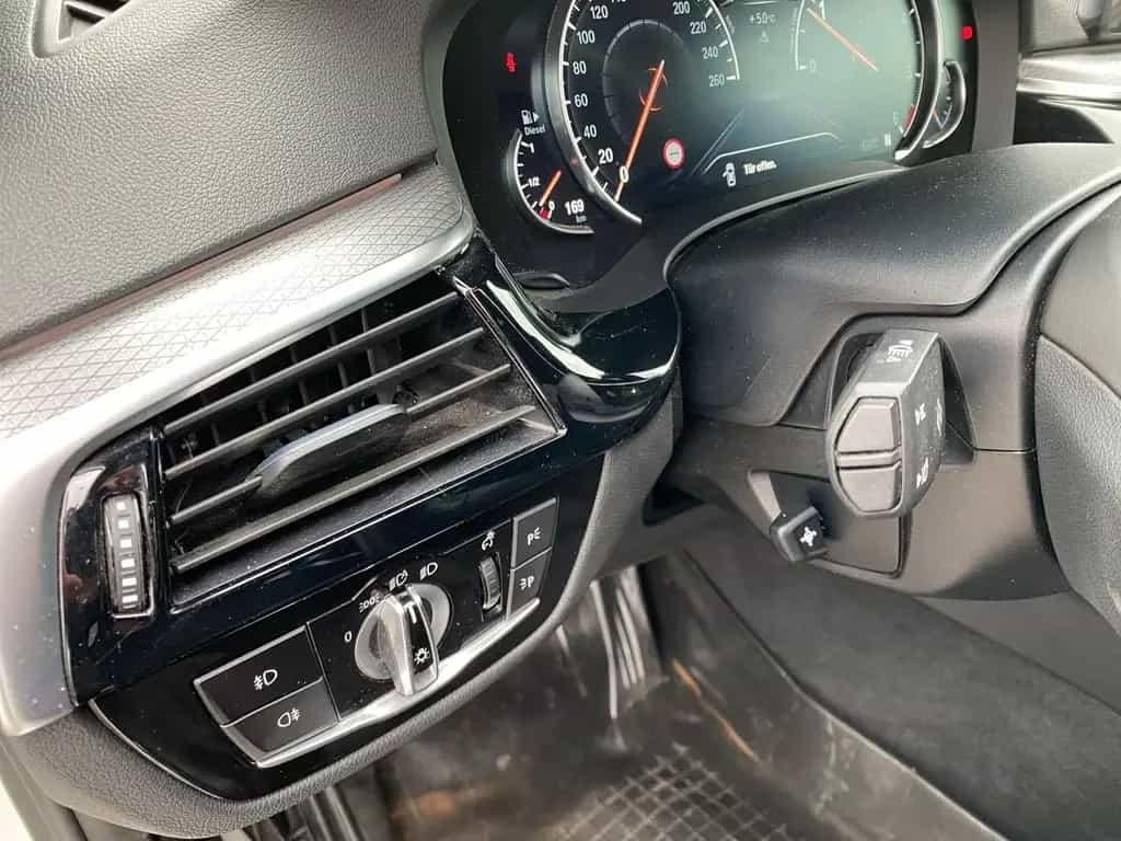 BMW 520 d Touring ///M-Sport 6-Gang NaviProf. HUD 02/2018-photo-17