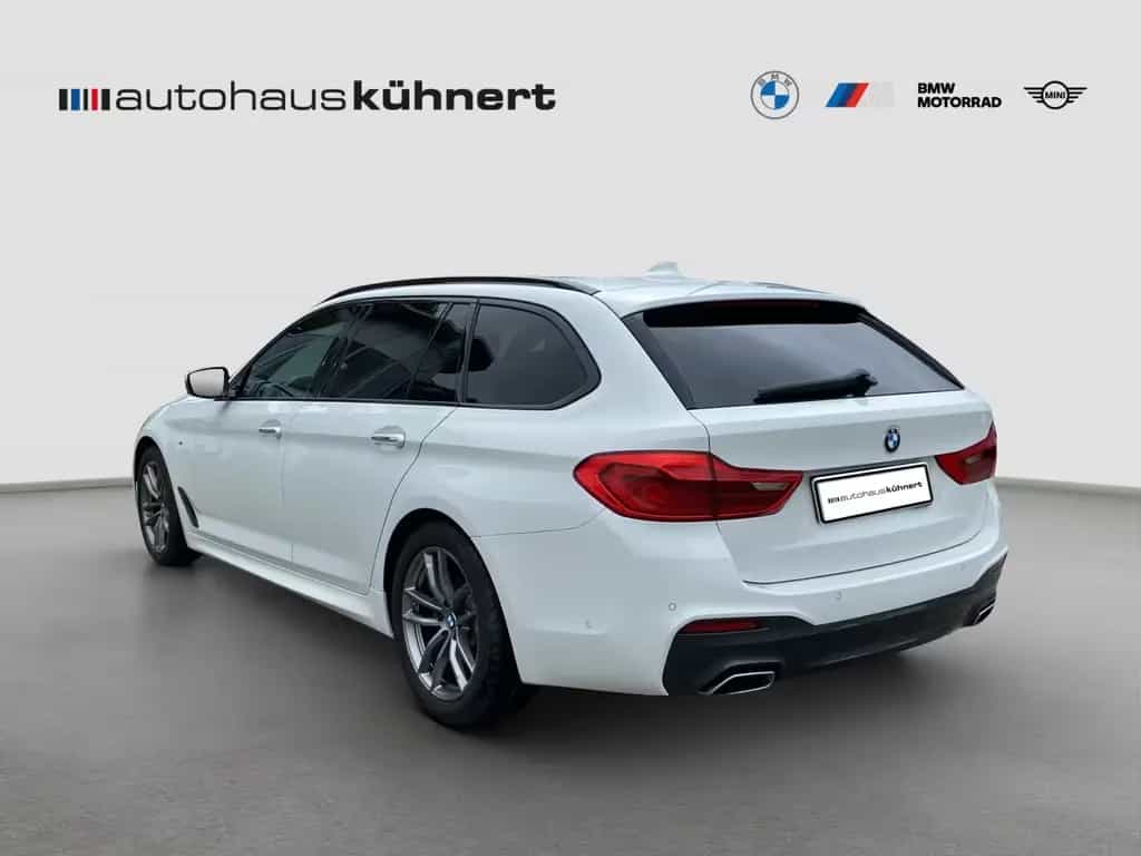 BMW 520 d Touring ///M-Sport 6-Gang NaviProf. HUD 02/2018-photo-3