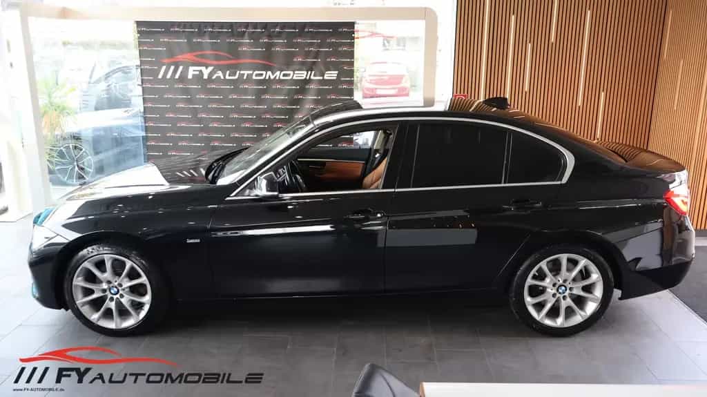 BMW 330 330 d Luxury Line Purity* Individual* Top ! 11/2017-photo-1