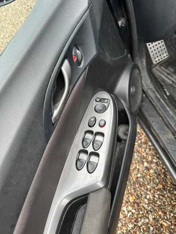 Honda Civic Lim. 5-trg. 1.8 Sport 02/2010-photo-18