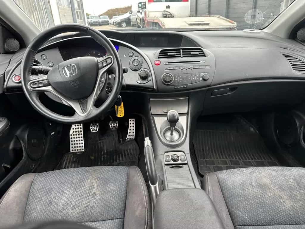Honda Civic Lim. 5-trg. 1.8 Sport 02/2010-photo-19
