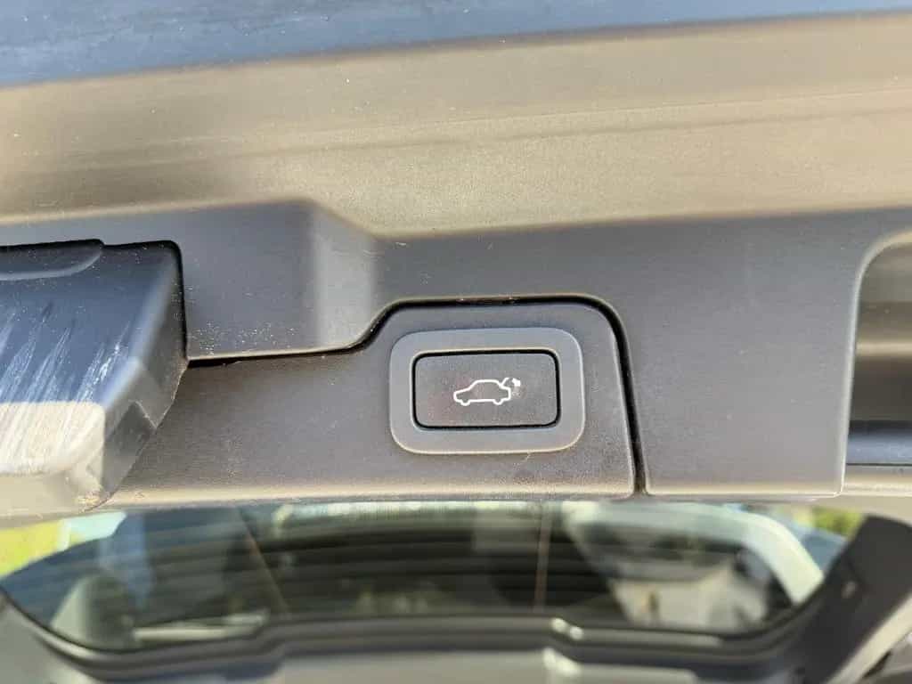 Land Rover Range Rover Evoque 2.2 Aut. ASSI. Leder Kamera PDC 1.H 04/2015-photo-9
