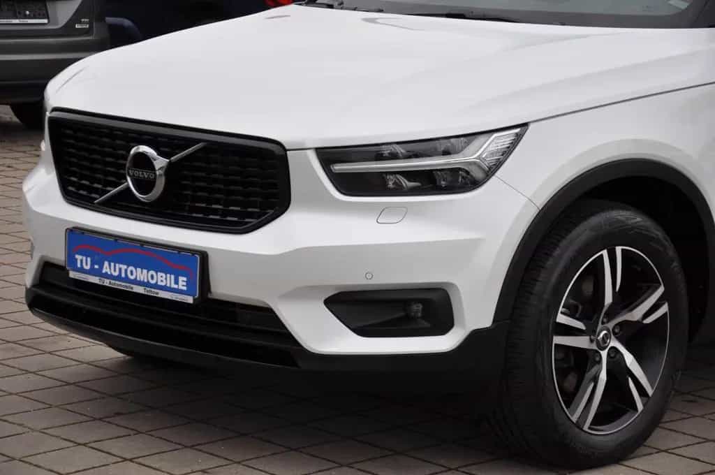 Volvo XC40 B4 R Design AWD DKG PANO-LED-H&K-RKAM-NAVI 02/2022-photo-11