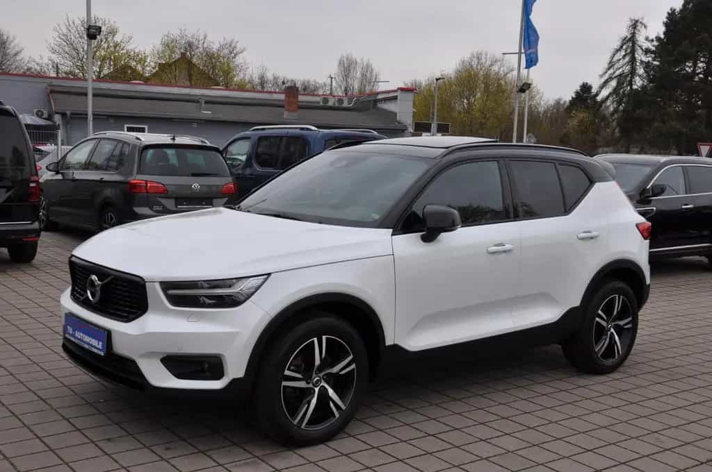 Volvo XC40 B4 R Design AWD DKG PANO-LED-H&K-RKAM-NAVI 02/2022-photo-38