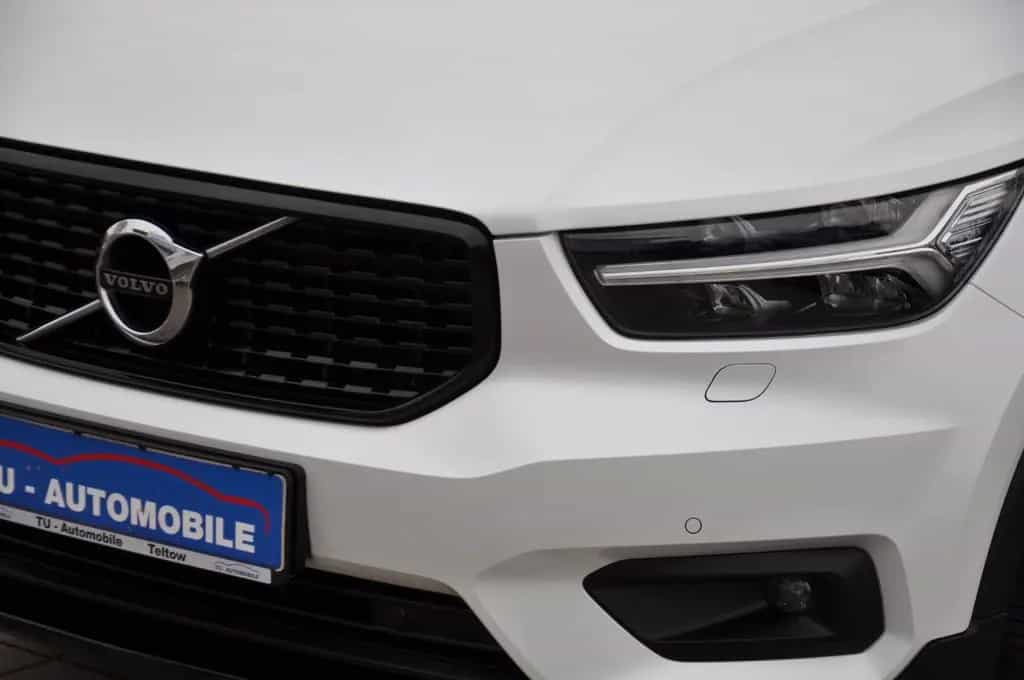 Volvo XC40 B4 R Design AWD DKG PANO-LED-H&K-RKAM-NAVI 02/2022-photo-39