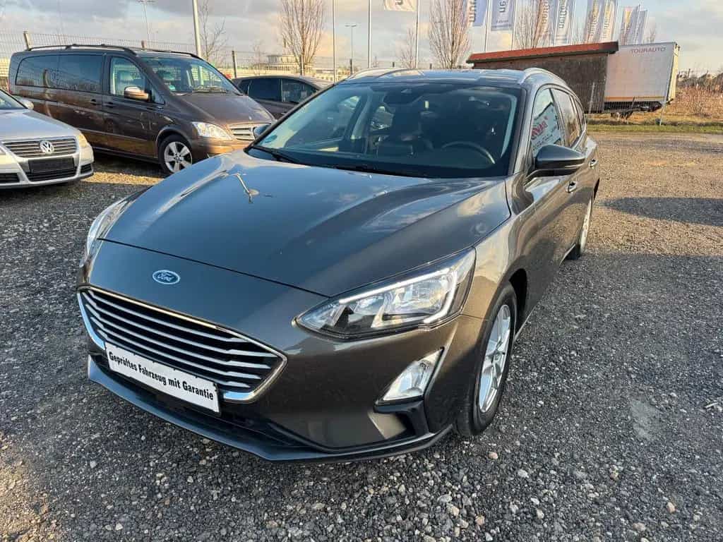 Ford Focus 1-Hand Scheckheft SR+WR Navi Kamera PDC 03/2022-photo-0