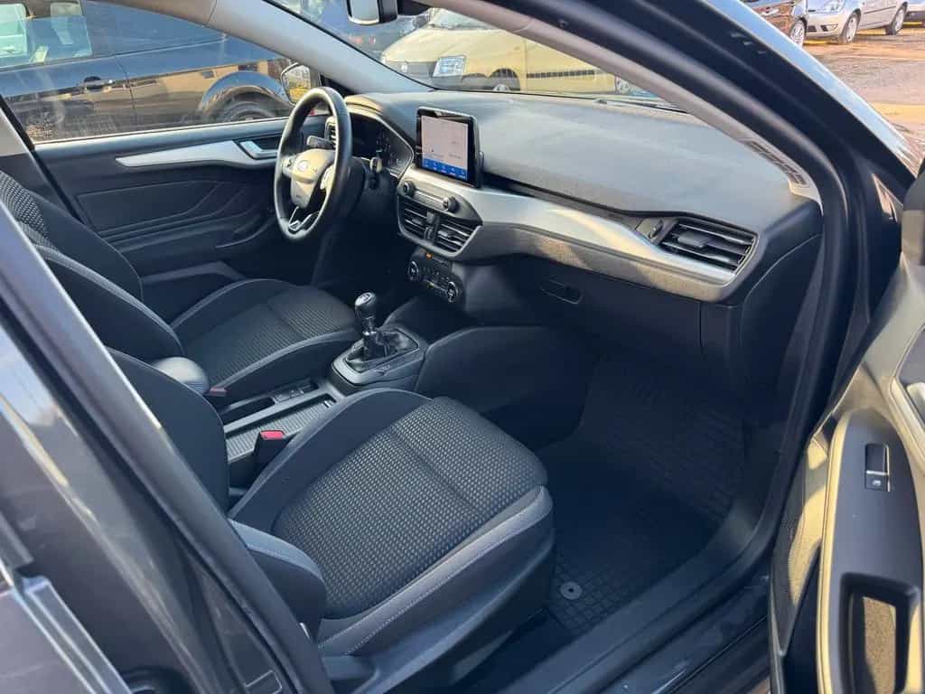 Ford Focus 1-Hand Scheckheft SR+WR Navi Kamera PDC 03/2022-photo-7