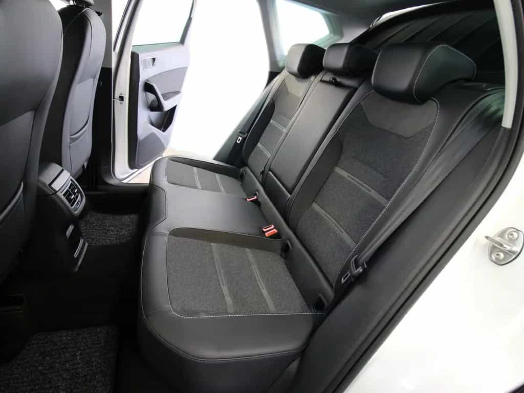 Seat Ateca 1.5 TSI Xperience NAVI+LED+KAMERA+WINTER 05/2025-photo-10