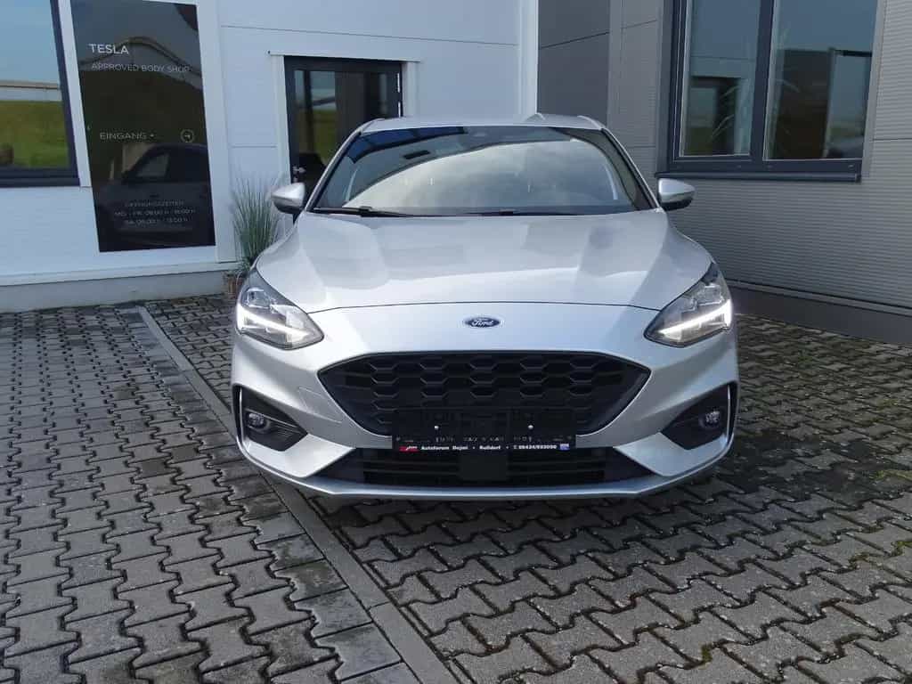 Ford Focus Lim. ST-Line NAVI, KLIMA, LED 04/2020-photo-1