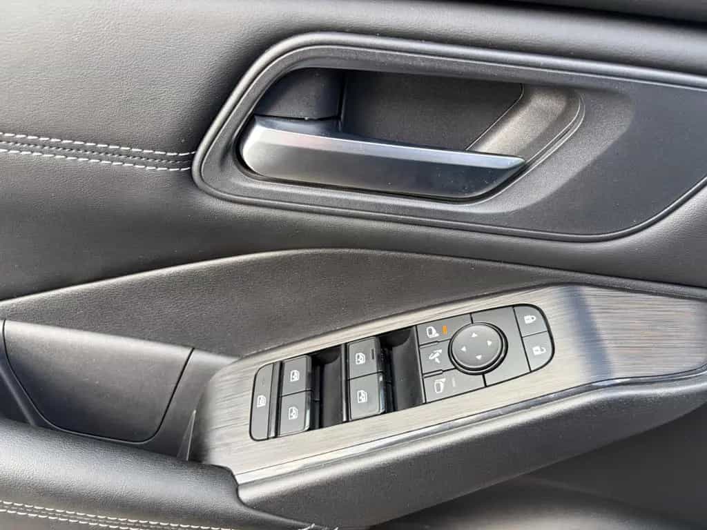 Nissan Qashqai Acenta-1.HAND-KLIMA-NAVI-8Fach!!! 05/2022-photo-12