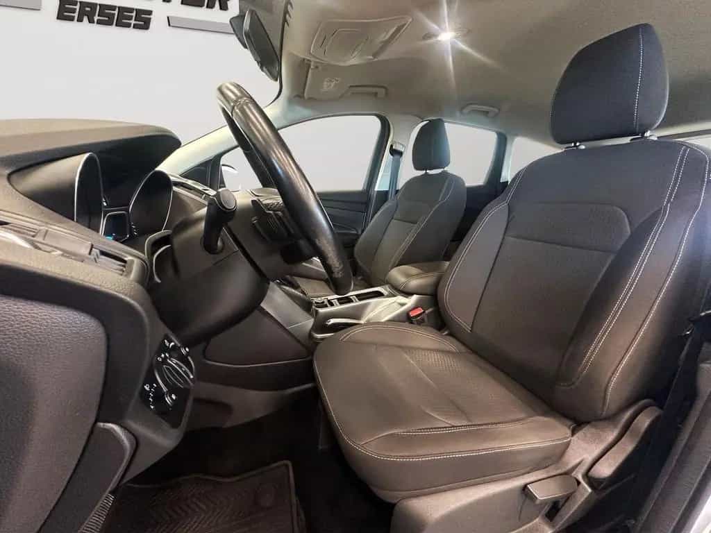 Ford Kuga Trend Allrad Automatik PDC AHK 01/2018-photo-10