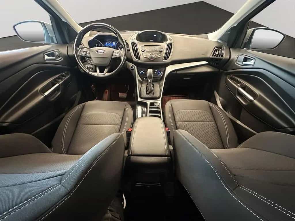 Ford Kuga Trend Allrad Automatik PDC AHK 01/2018-photo-12