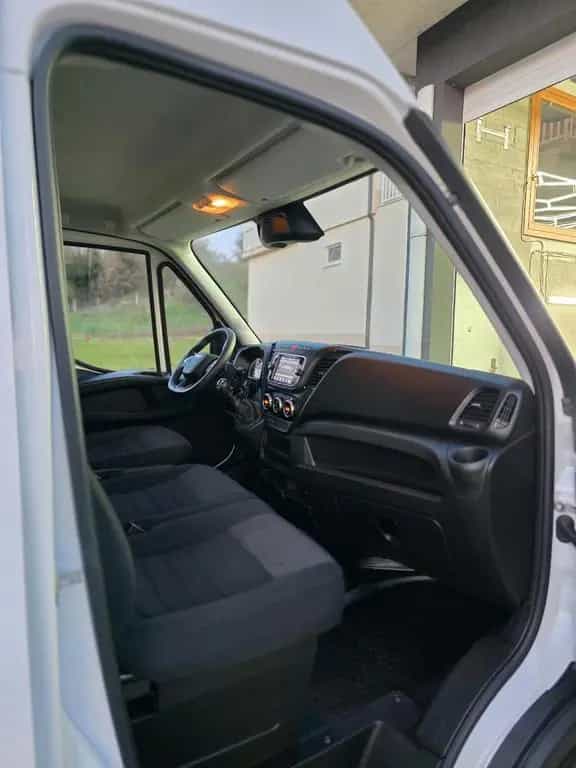 Iveco Daily 3.0L 35-180 MAXI 04/2022-photo-3