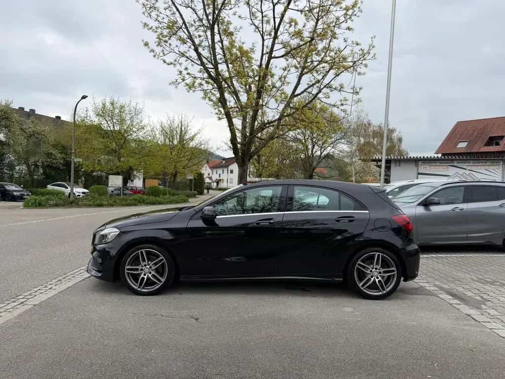 Mercedes-Benz A-Class 220 A 220 4Matic (176.047) 03/2016-photo-1