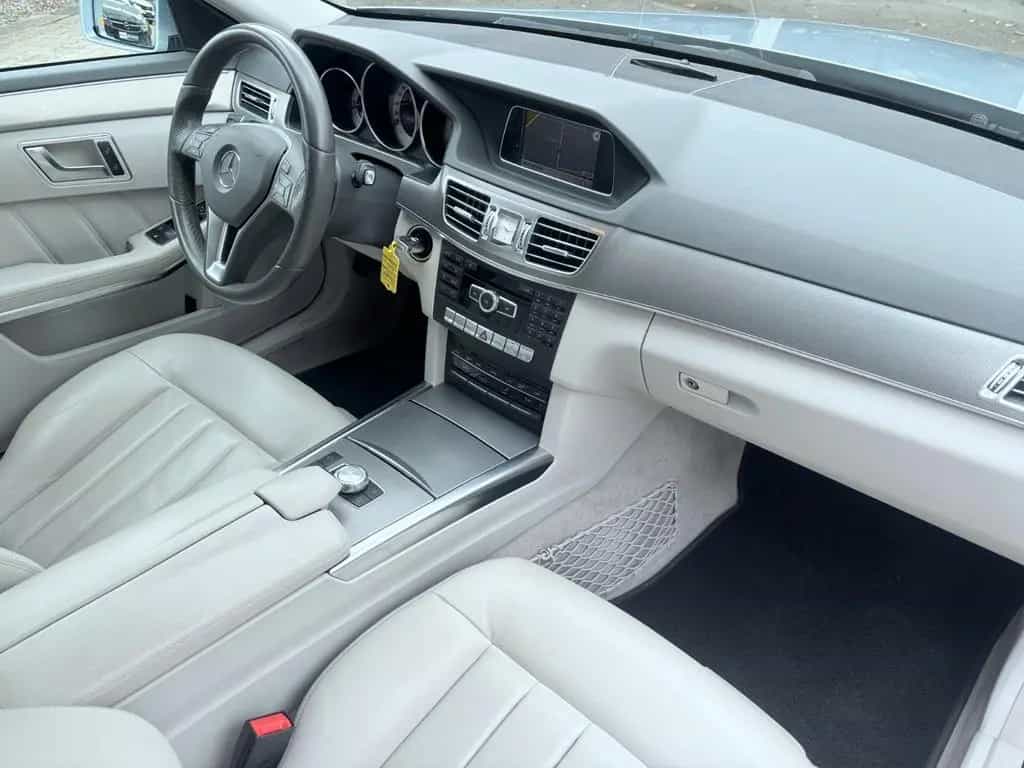 Mercedes-Benz E-Class 250 T-Modell AVANTGARDE*AUTO*LEDER*NAVI*LED* 06/2013-photo-28