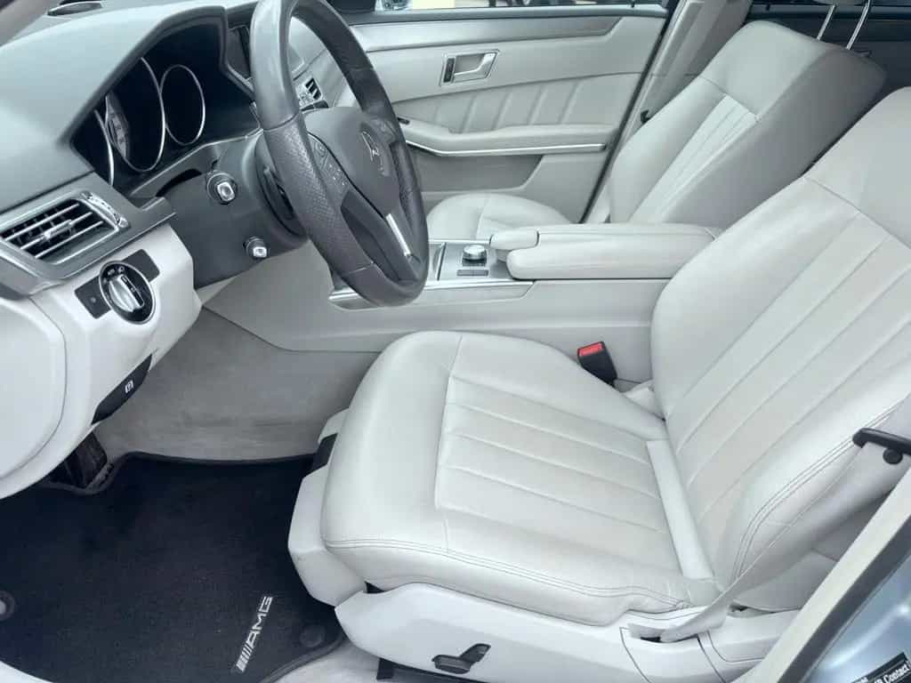 Mercedes-Benz E-Class 250 T-Modell AVANTGARDE*AUTO*LEDER*NAVI*LED* 06/2013-photo-32