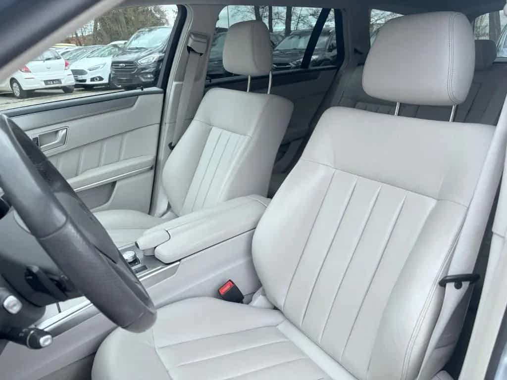 Mercedes-Benz E-Class 250 T-Modell AVANTGARDE*AUTO*LEDER*NAVI*LED* 06/2013-photo-33