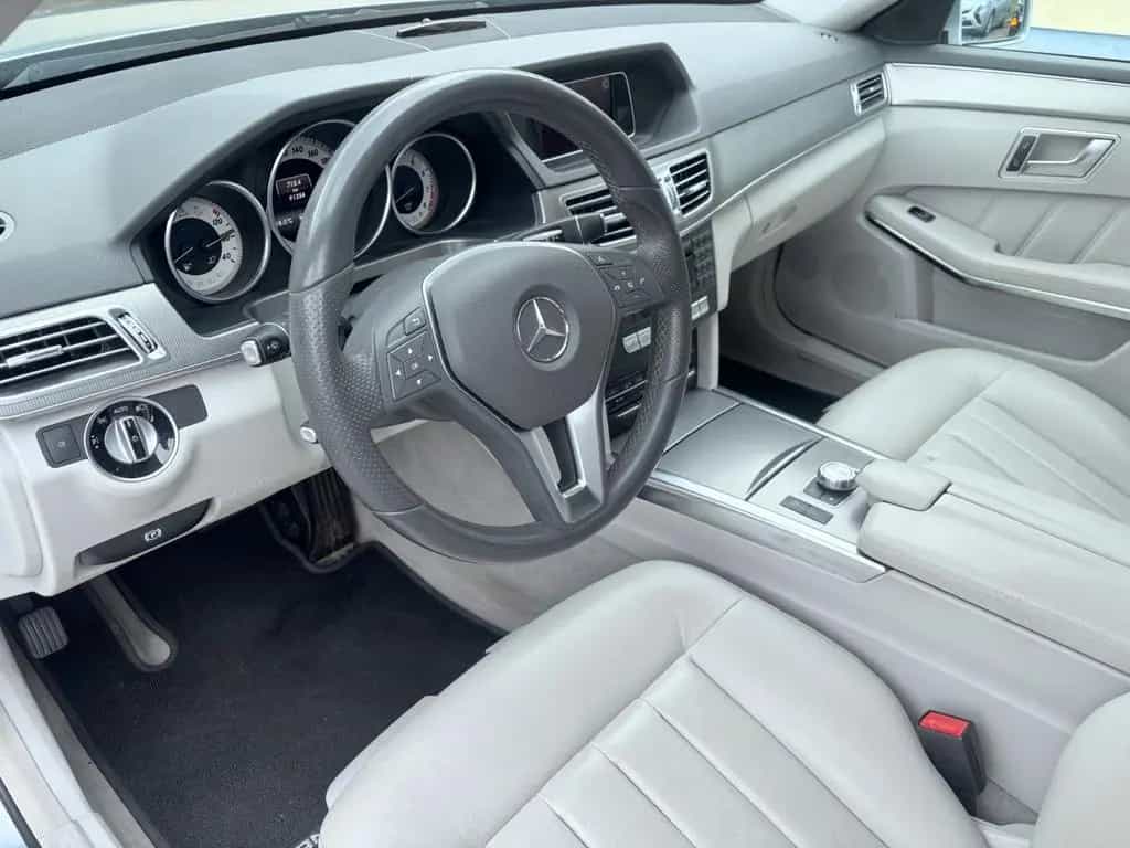 Mercedes-Benz E-Class 250 T-Modell AVANTGARDE*AUTO*LEDER*NAVI*LED* 06/2013-photo-36