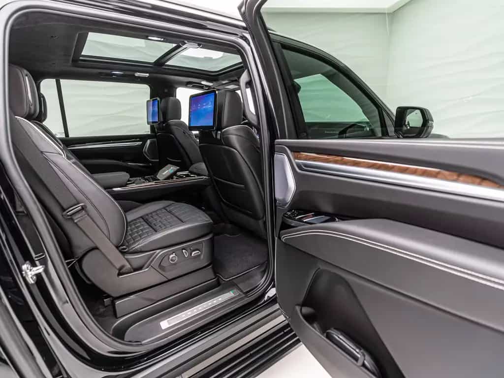 Cadillac Escalade ESV*Sport Platinum*Executive Second Row null-photo-30