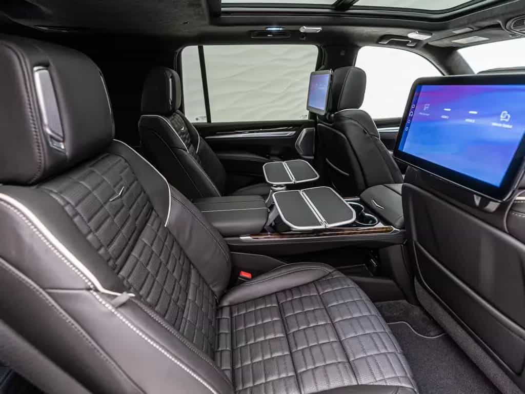 Cadillac Escalade ESV*Sport Platinum*Executive Second Row null-photo-32