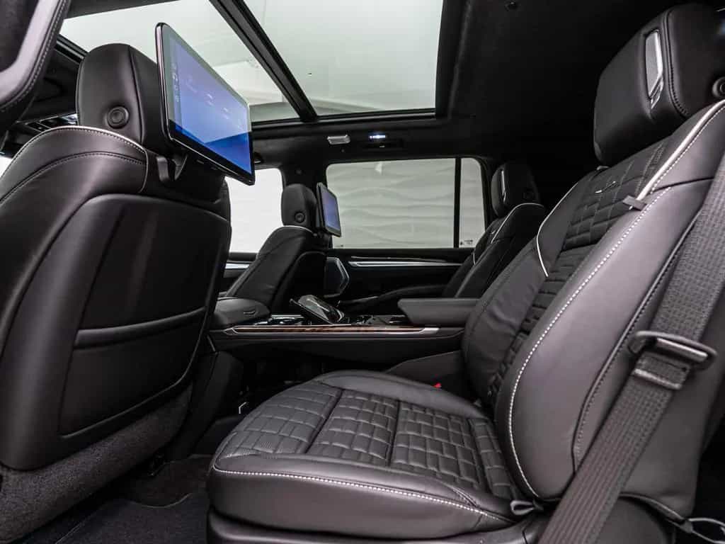 Cadillac Escalade ESV*Sport Platinum*Executive Second Row null-photo-40