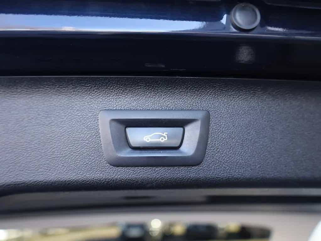 BMW 5 Series 520 Panoramadach*Kamera*LED*NAVI*Leder* 12/2019-photo-10