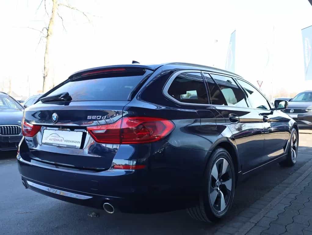 BMW 5 Series 520 Panoramadach*Kamera*LED*NAVI*Leder* 12/2019-photo-12