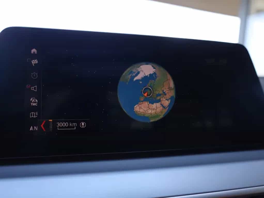 BMW 5 Series 520 Panoramadach*Kamera*LED*NAVI*Leder* 12/2019-photo-22