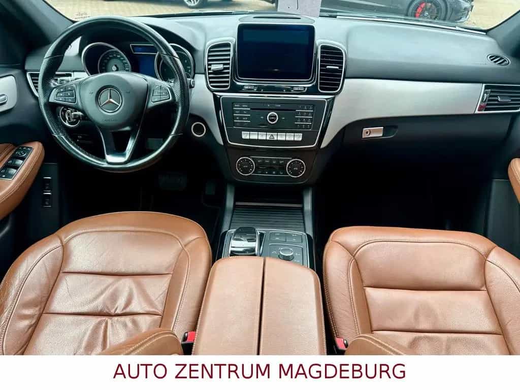 Mercedes-Benz GLE-Class 350 d 4Matic LED*NAV*LEDER*PANO*AHK 12/2015-photo-17