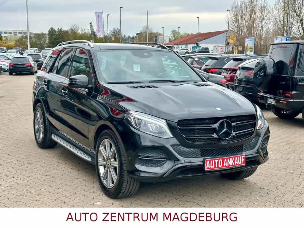 Mercedes-Benz GLE-Class 350 d 4Matic LED*NAV*LEDER*PANO*AHK 12/2015-photo-3
