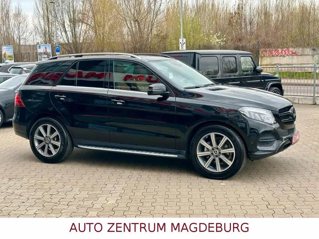 Mercedes-Benz GLE-Class 350 d 4Matic LED*NAV*LEDER*PANO*AHK 12/2015-photo-4