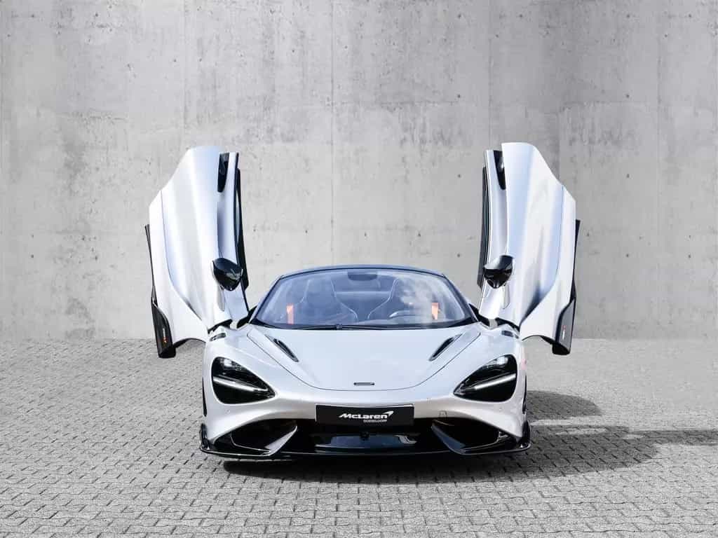 McLaren 765LT Spider Supernova Silver, Senna Seats 07/2022-photo-9