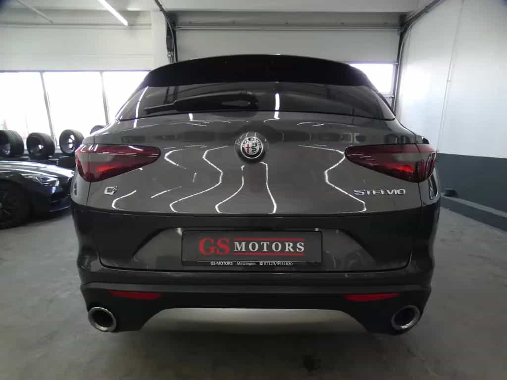 Alfa Romeo Stelvio Super Q4*ACC*LEDER*PANO*NAVI*BI-XENON* 10/2019-photo-3