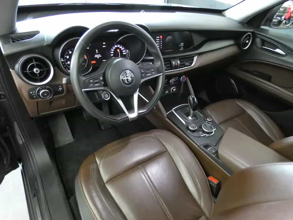 Alfa Romeo Stelvio Super Q4*ACC*LEDER*PANO*NAVI*BI-XENON* 10/2019-photo-6