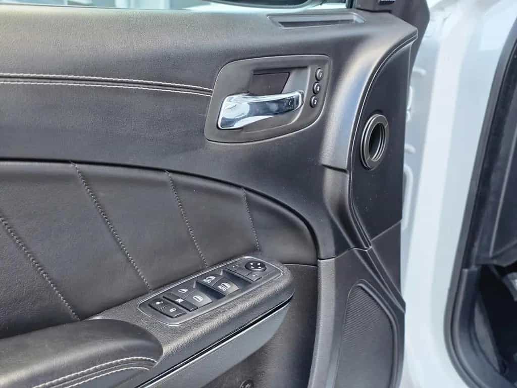 Dodge Charger SRT Hellcat Brembo LED Harman Kardon 10/2019-photo-21