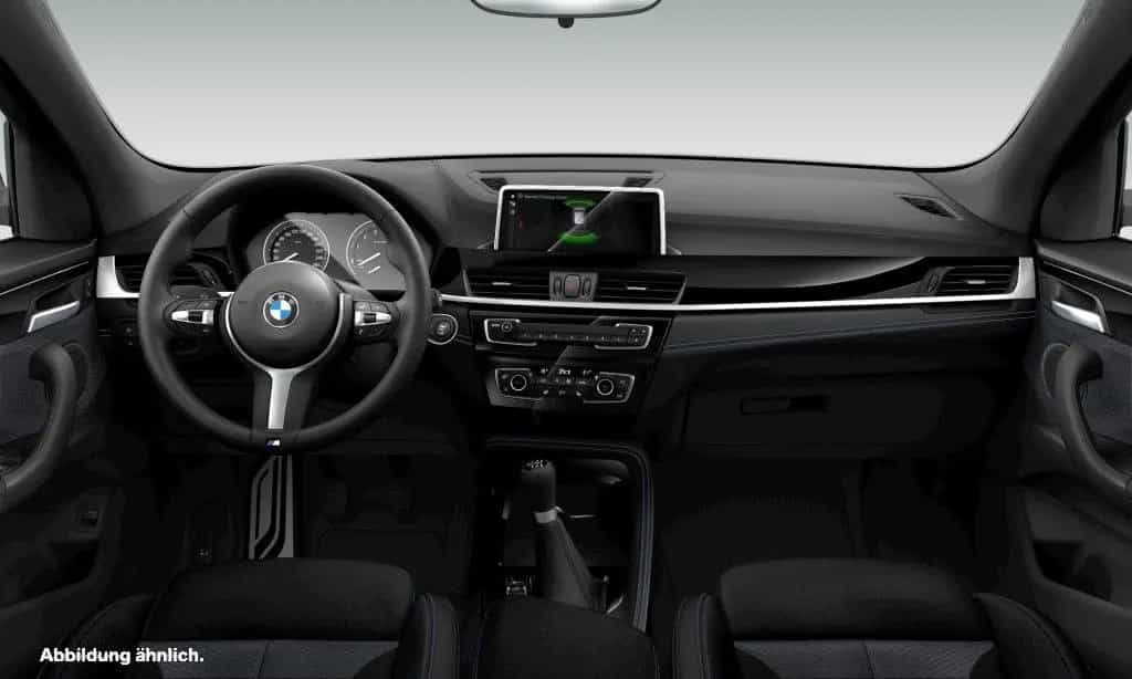 BMW X1 sDrive18i M Sport NAVI LED PDC V+H DAB Klima 03/2022-photo-2