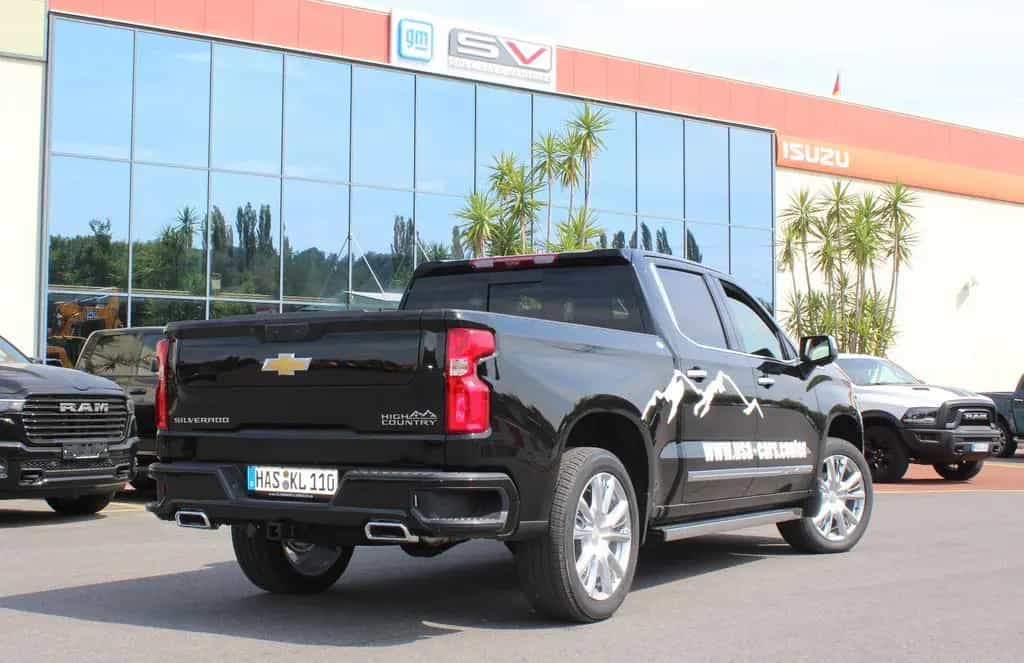 Chevrolet Silverado Diesel Duromax 6 Zyl. 3,0 l 305 PS 08/2025-photo-2