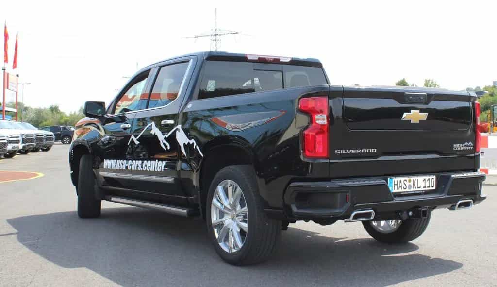 Chevrolet Silverado Diesel Duromax 6 Zyl. 3,0 l 305 PS 08/2025-photo-3