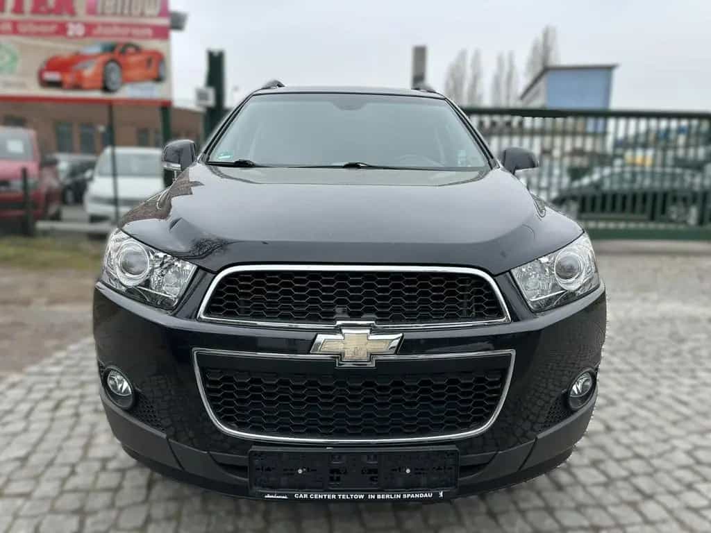 Chevrolet Captiva 2.4 LT 7-Sitzer 10/2012-photo-1