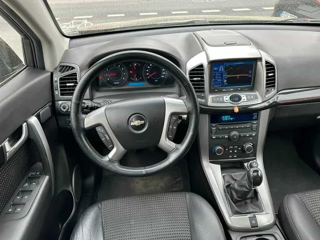 Chevrolet Captiva 2.4 LT 7-Sitzer 10/2012-photo-9