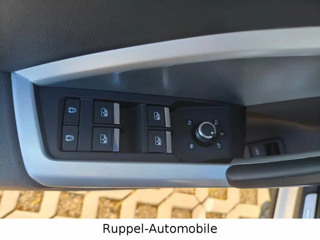 Audi Q3 45 TFSI quattro S-line Premium Leder RCam LED 07/2021-photo-17