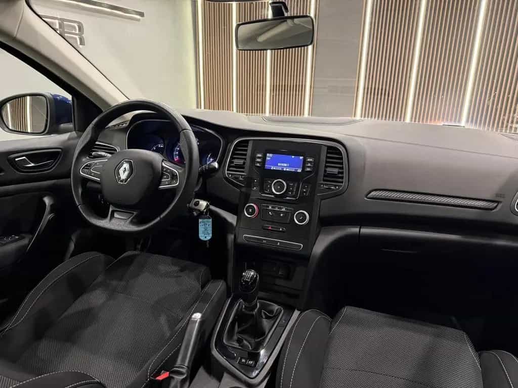 Renault Megane IV Grandtour Life 11/2019-photo-16