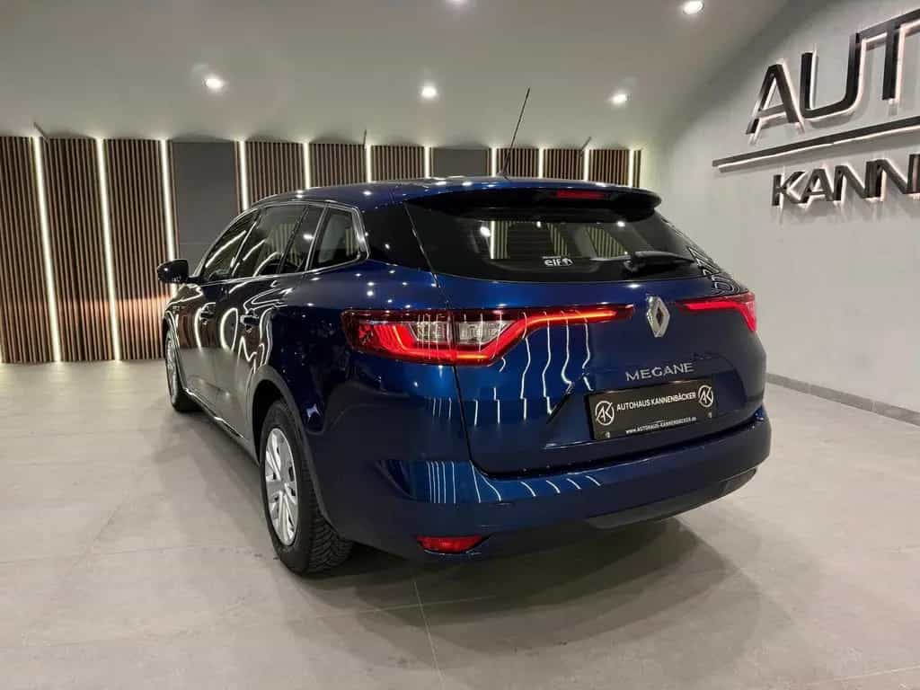 Renault Megane IV Grandtour Life 11/2019-photo-3