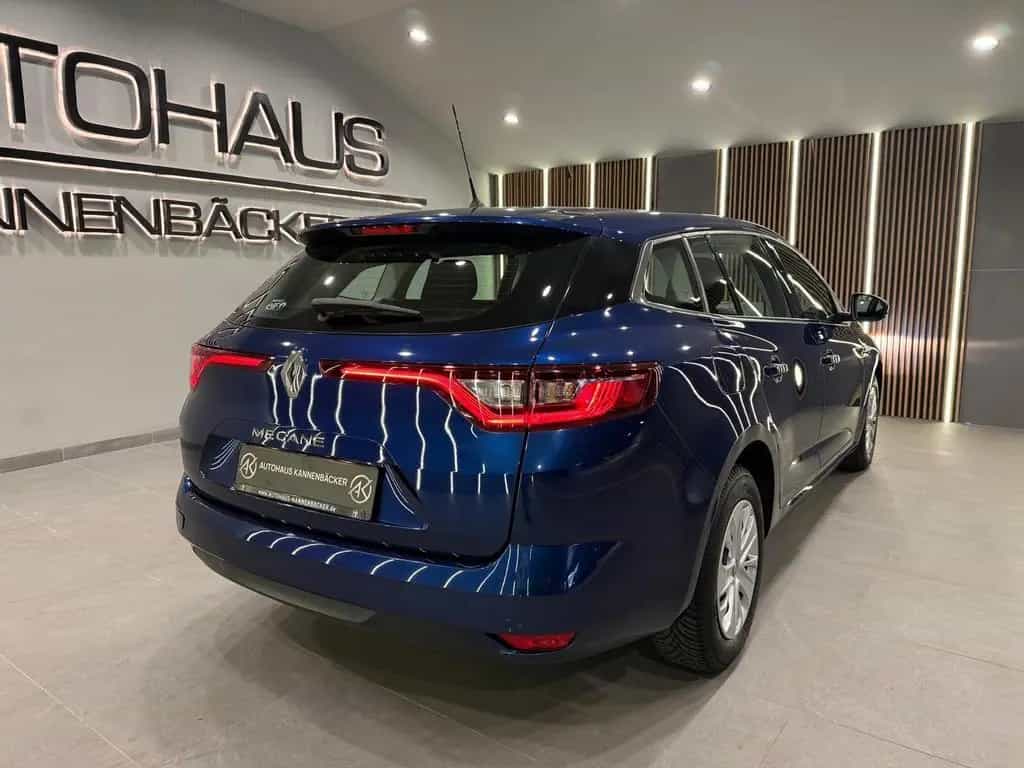Renault Megane IV Grandtour Life 11/2019-photo-5