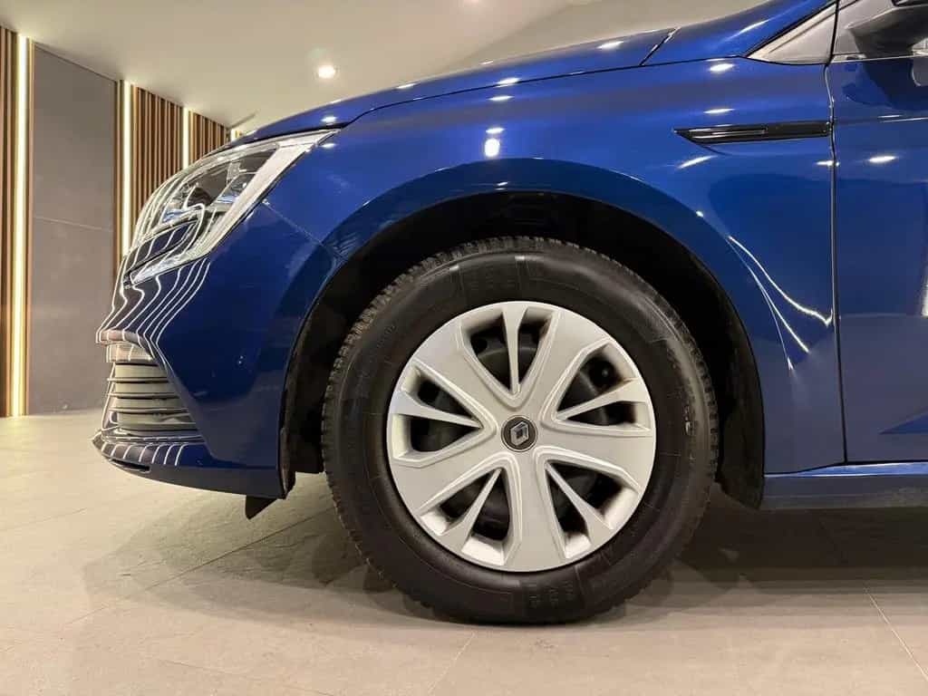 Renault Megane IV Grandtour Life 11/2019-photo-9