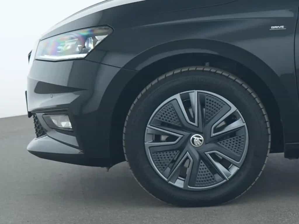 Skoda Fabia Drive Kamera|LED|Winter-Paket|SHZ|PDC|Kess 02/2025-photo-13